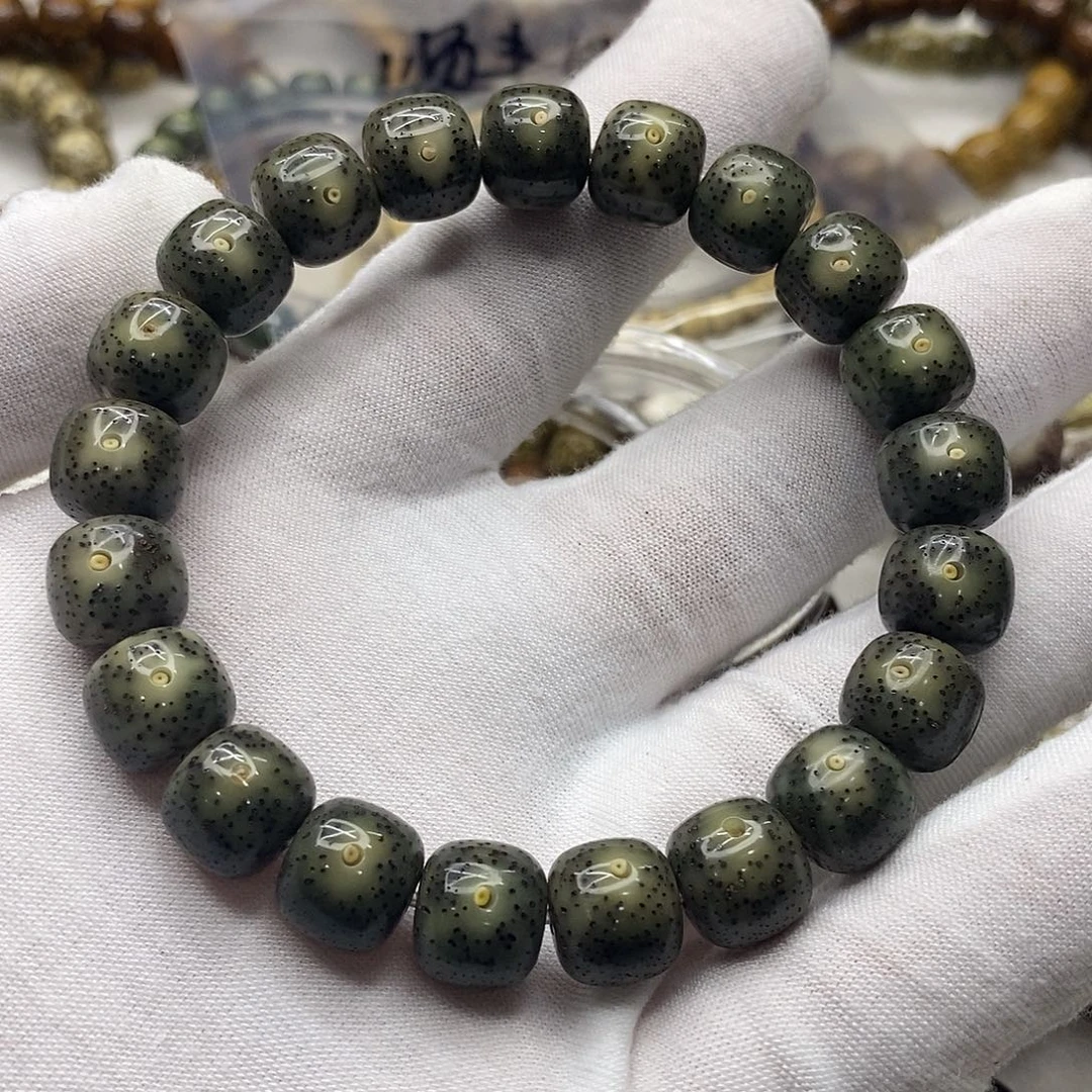 吊坠星月菩提海南原生态星月菩提