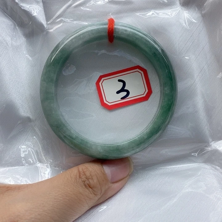 翡翠未镶嵌手镯翡翠
