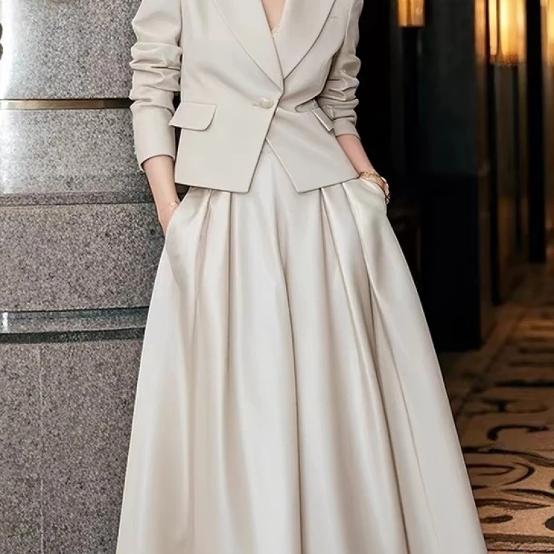 2025春装新款女装时尚穿搭两件套气质西装套装裙子高级感洋气通勤