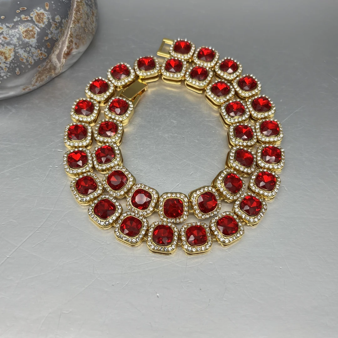 于G010方形红色项链 新款时尚饰品  多样性发一