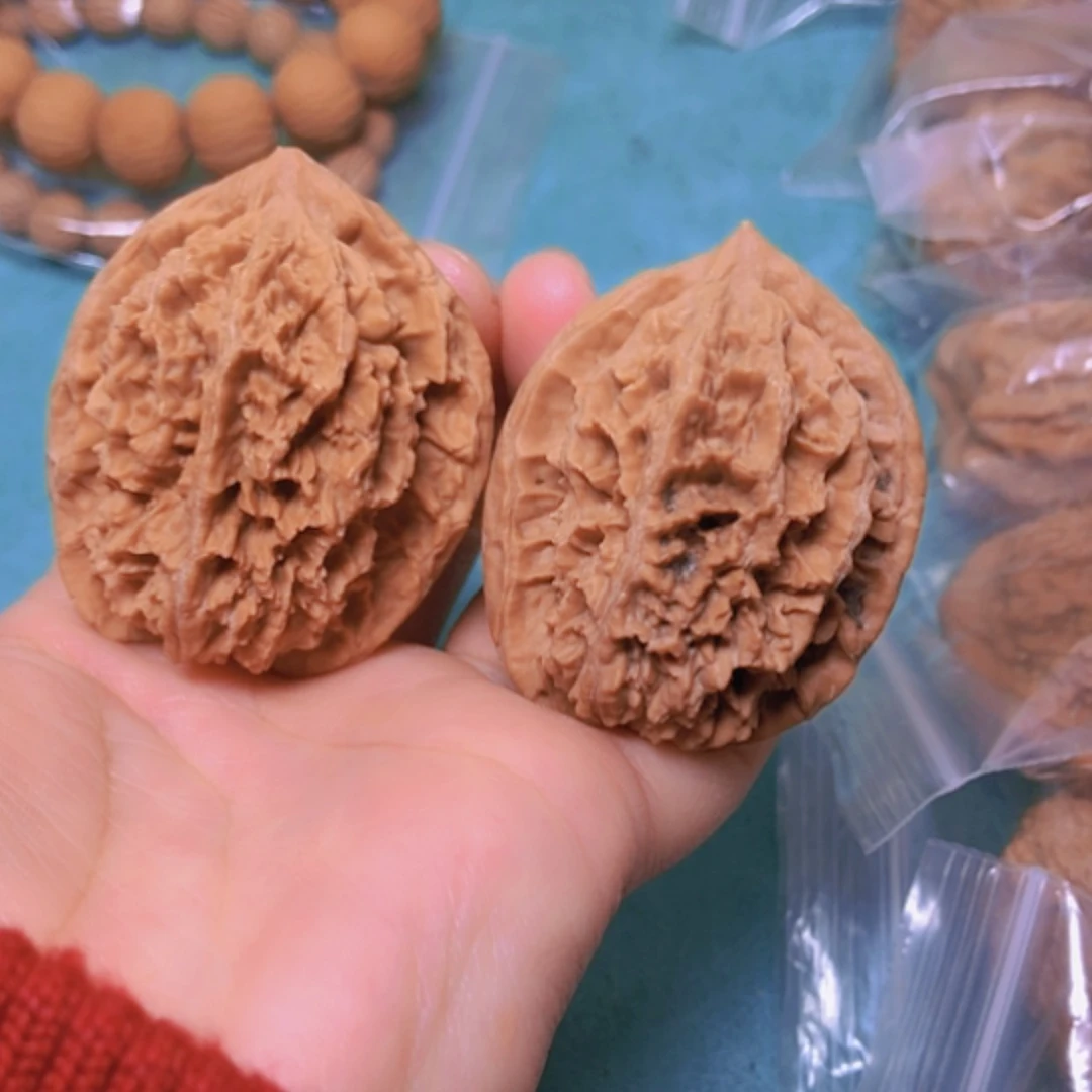 【闪购商品】摆件核桃41中国大花修尖