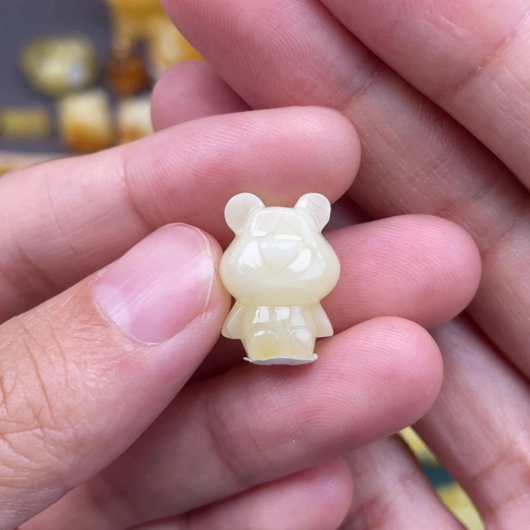 裸石琥珀未镶嵌蜜蜡