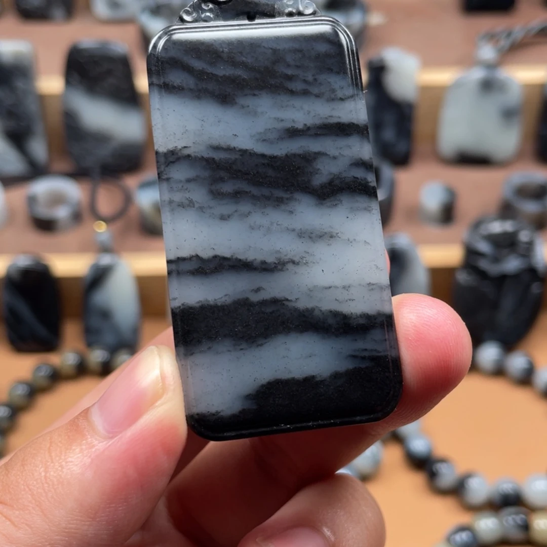 手串未镶嵌和田玉52克