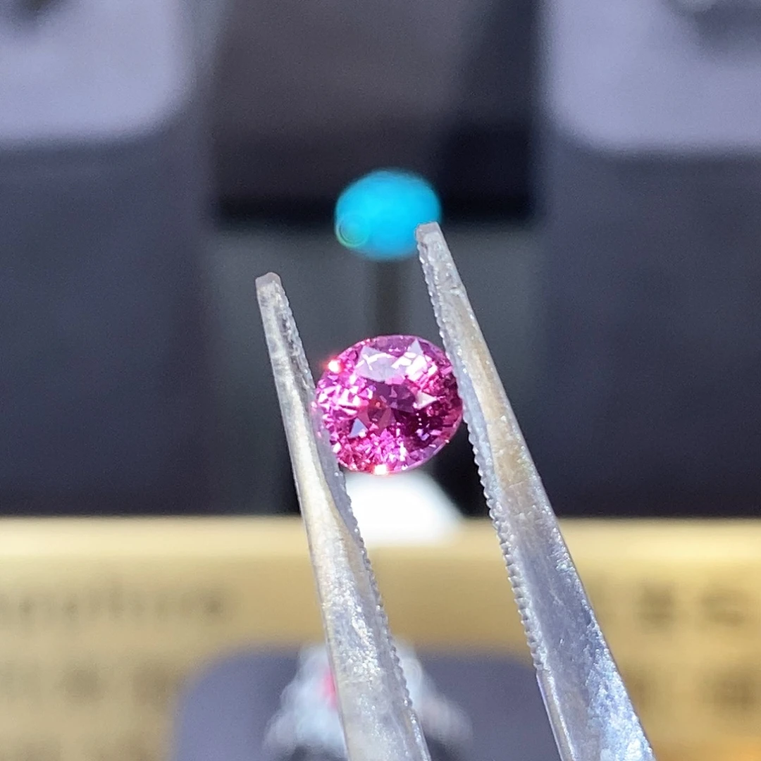 彩色蓝宝石裸石未镶嵌1.04克拉