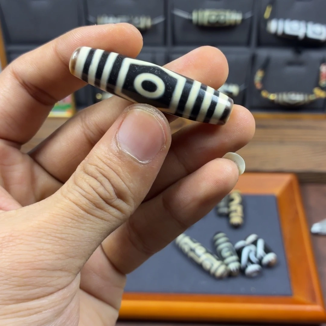 油****玛瑙/玉髓未镶嵌颈饰