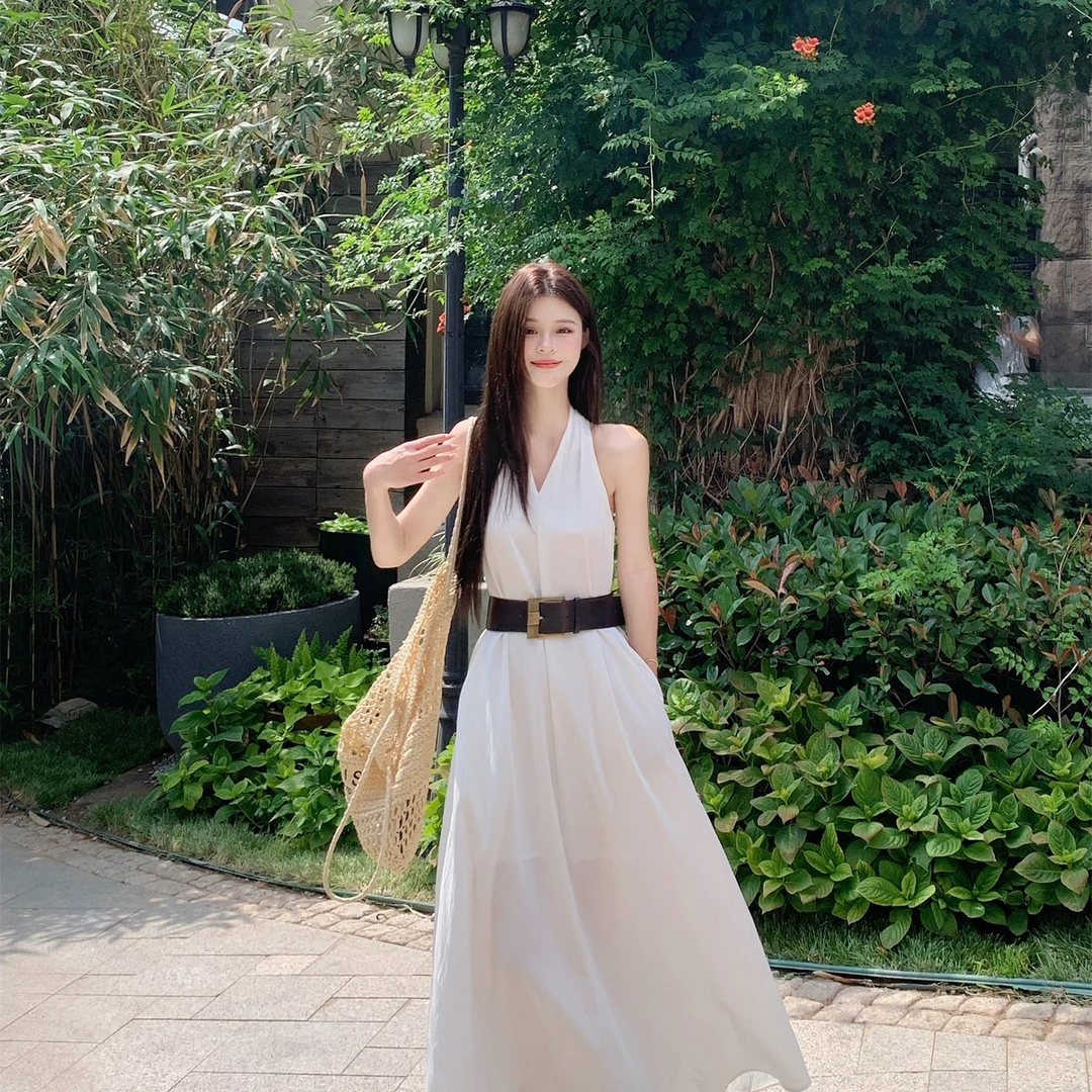 法式小众设计感气质高级感V领无袖收腰连衣裙+腰带