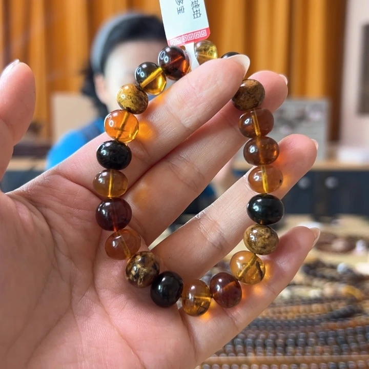 未镶嵌琥珀裸石抚顺79