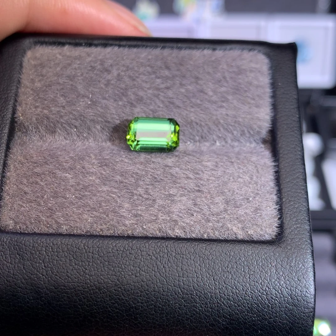未镶嵌珠宝奇石碧玺2.335ct