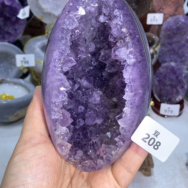 未镶嵌水晶大型摆件（非配饰）