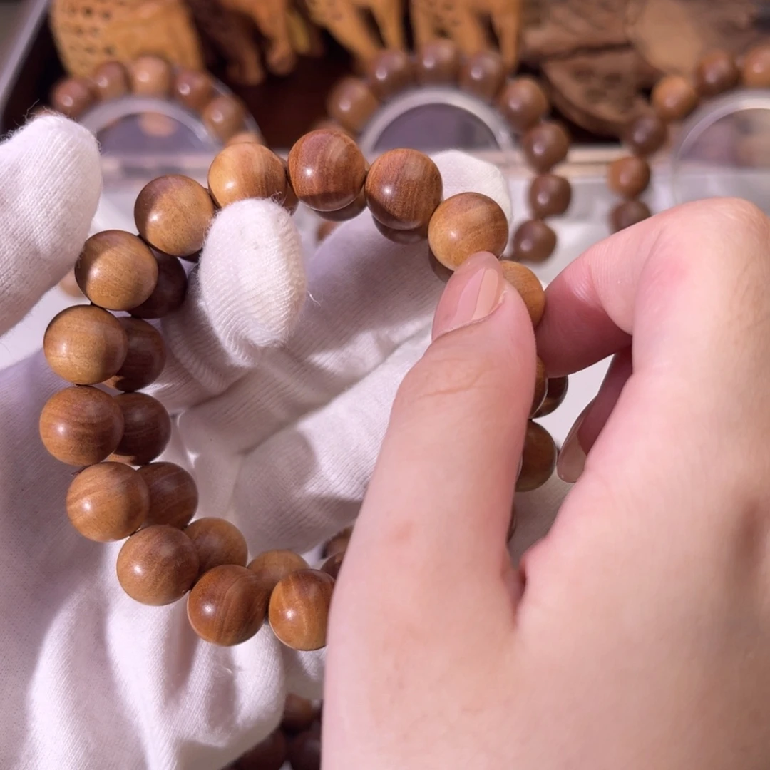 冰***点檀香木其他横纹黑肉老料1.2福利