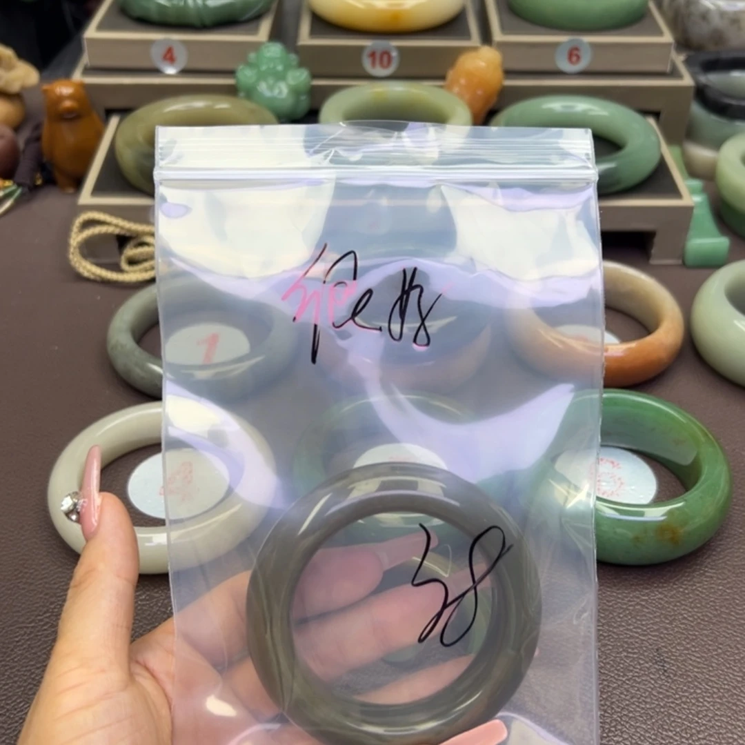 未镶嵌手镯石英岩玉我****好