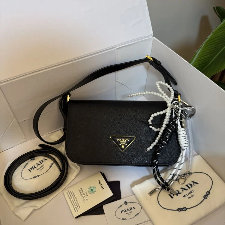 95新/普拉达/包包/[251105NKWC]/C8859736234