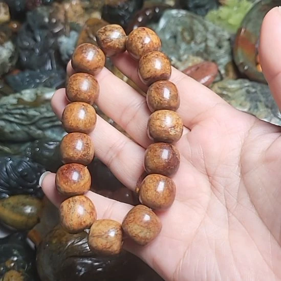 岫岩河磨玉（透闪石质玉）未镶嵌挂件