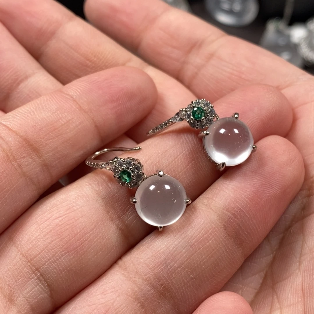 石英质玉合金颈饰耳钩