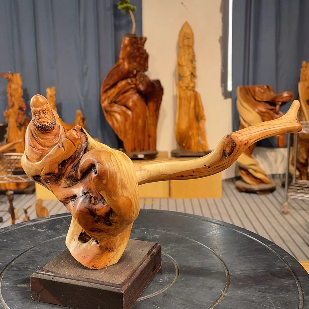 柏木（崖柏）随型摆件