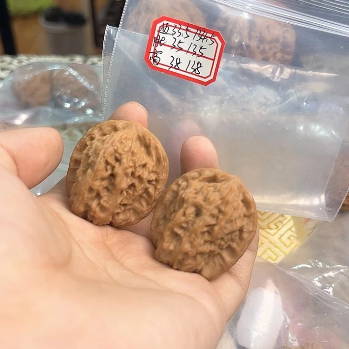 文玩核桃把件非嫁接马老四