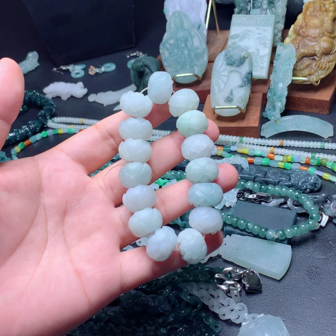 定制翡翠未镶嵌翡翠