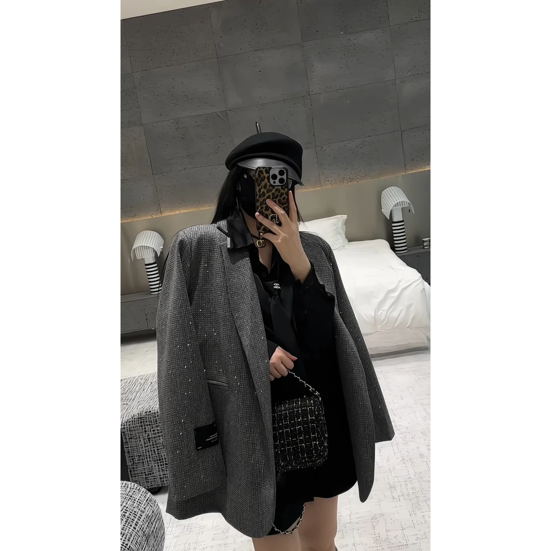 微瑕[千金款]2025韩版时尚百搭烫钻西装小众设计潮流西服女W9623