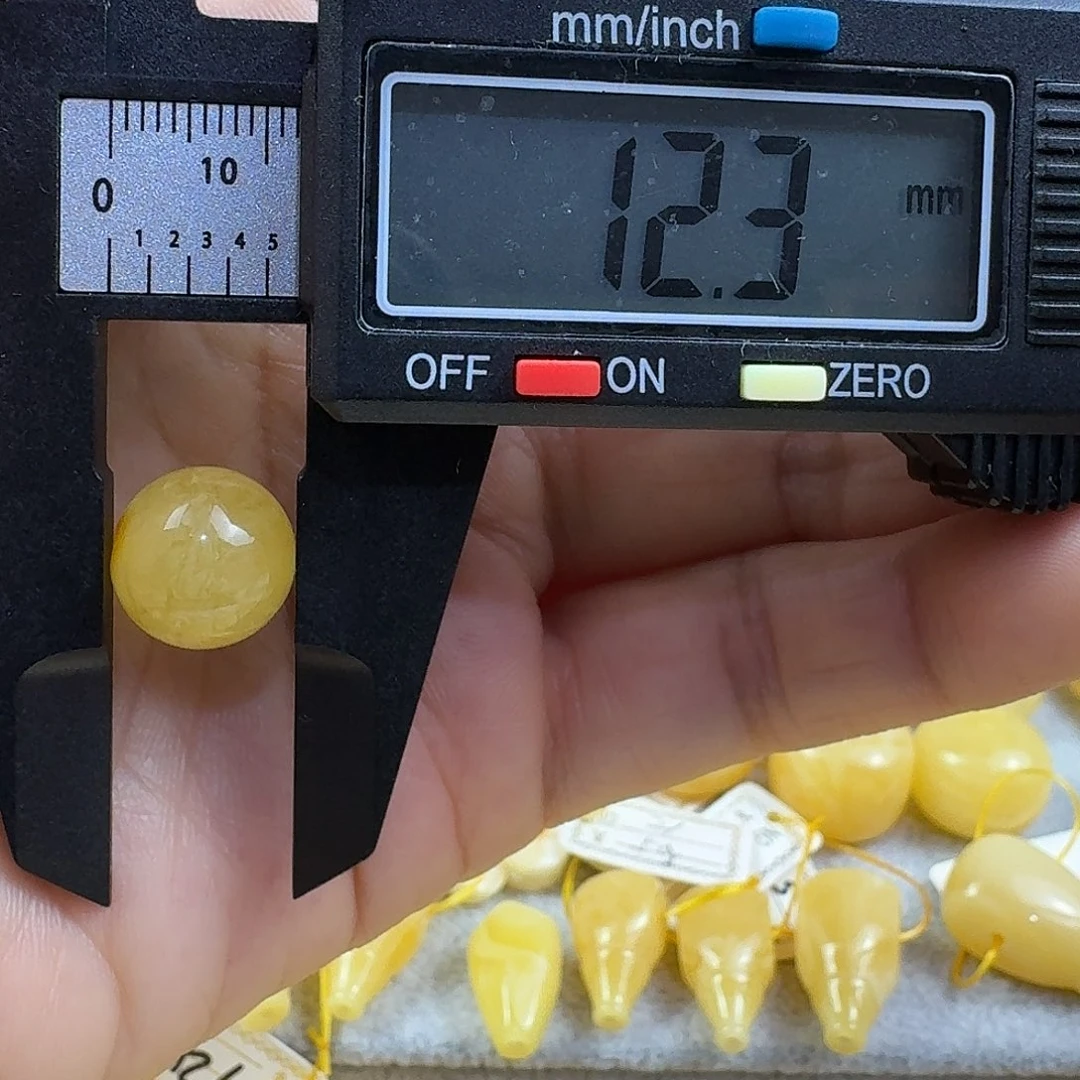 吗***喽裸石蜜蜡未镶嵌33