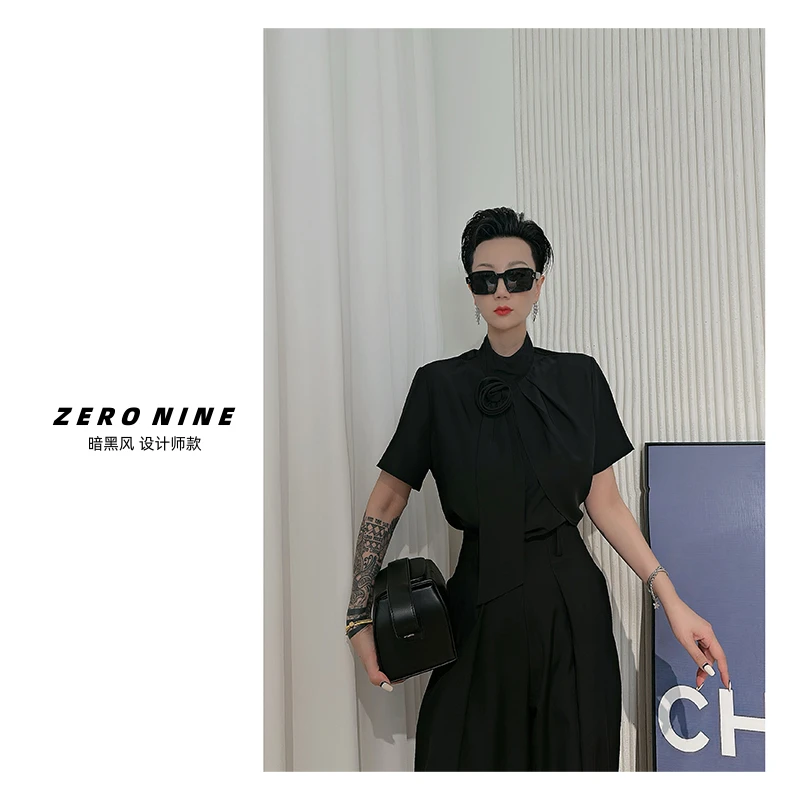 Dan Dan 黑色精致立体花朵短袖衬衫女