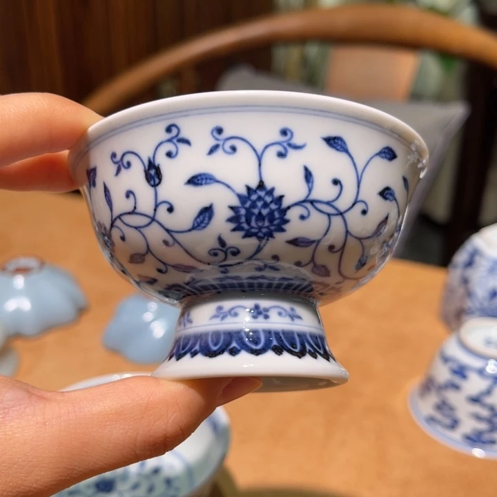 浣溪龙窑 缠枝四季花高足杯