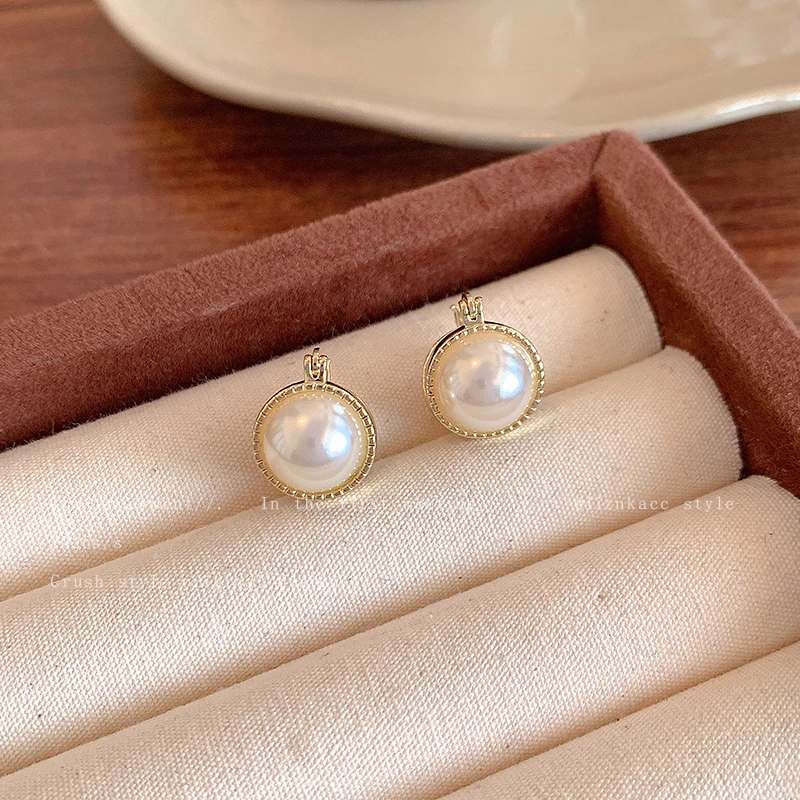 合金耳饰 轻奢小众高级感双面珍珠耳扣耳钉港风复古时尚气质耳饰