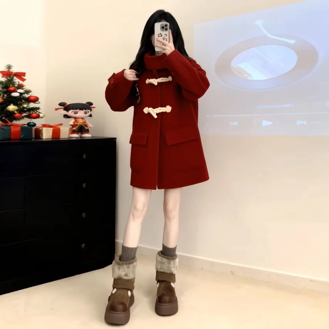 新年战袍穿搭洋气红色外套女冬2025新款小个子高级感气质毛呢外套