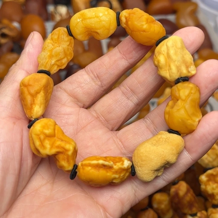 琥珀未镶嵌裸石天然蜜蜡手串