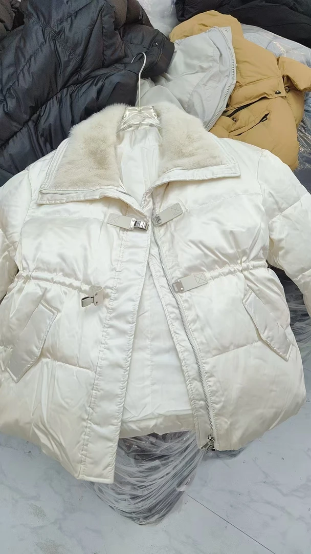 中长款时尚洋气桑蚕丝鹅绒两扣外套911