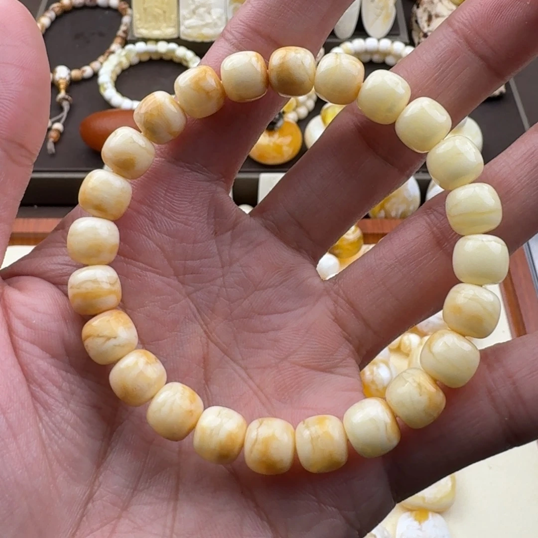 琥珀未镶嵌裸石蜜蜡