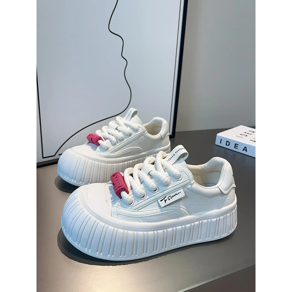 小白鞋女年春季新款大头面包鞋百搭厚底增高运动休闲板鞋