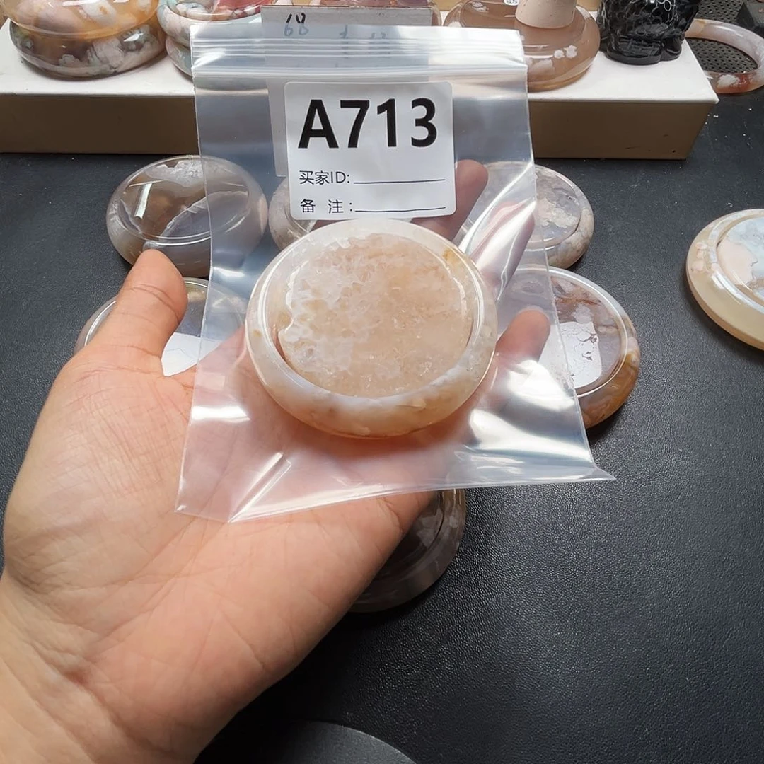 转***湖玛瑙/玉髓手镯合金