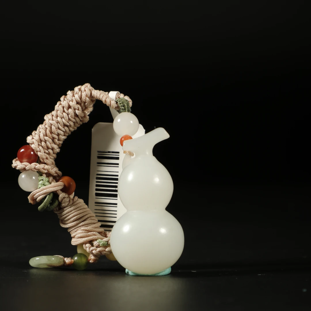 lot8828和田玉葫芦挂件/云南典藏