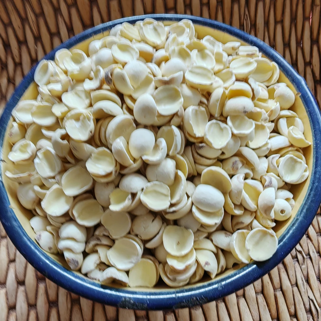 25年两半磨皮白莲子 500克