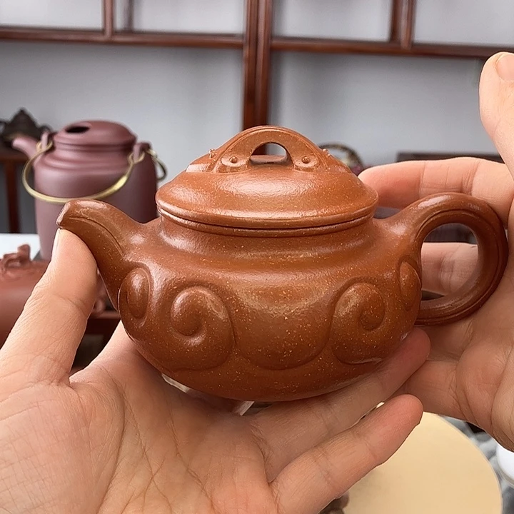 紫砂茶壶红降坡。仿古如意。240C
