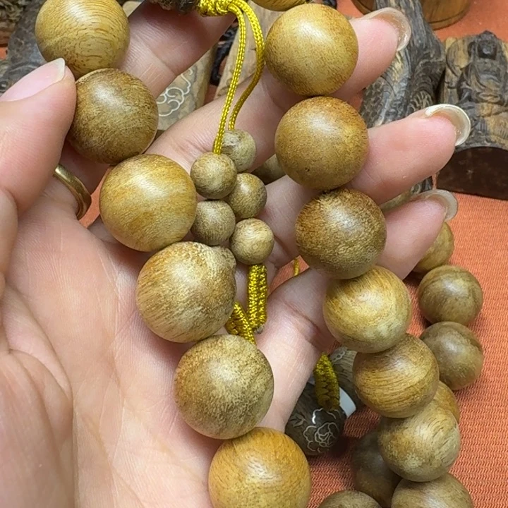 大叶紫檀（黑酸枝木类）