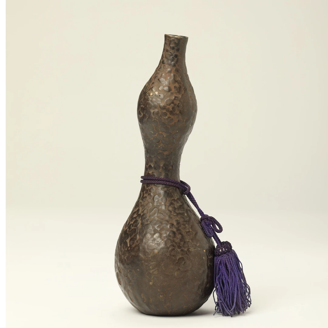 【1月22日古董拍卖】3203 民国 铜葫芦瓶