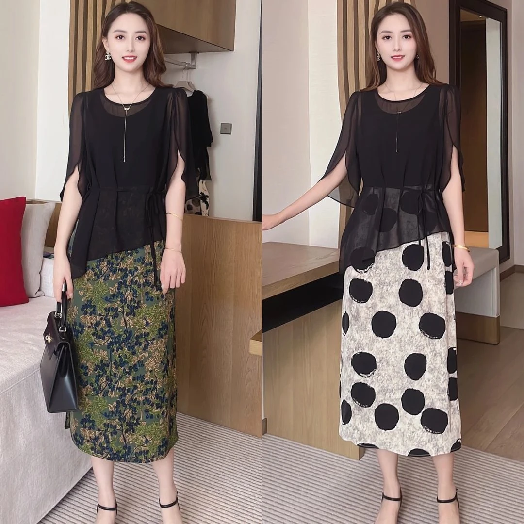 2025夏季新款气质印花洋气薄款拼接假两件短袖连衣裙遮肚显瘦裙子