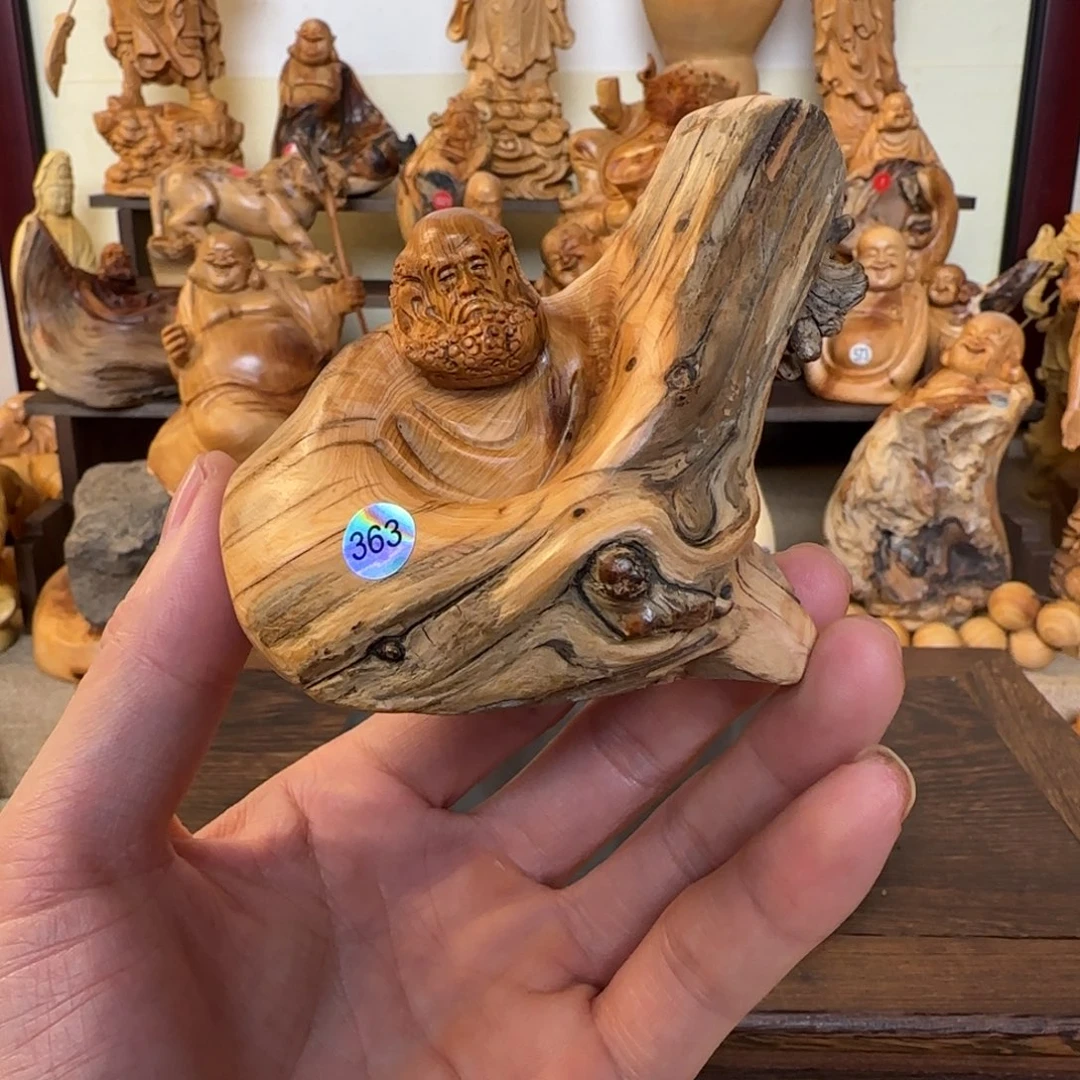 崖柏小木匠艺雕一物一拍