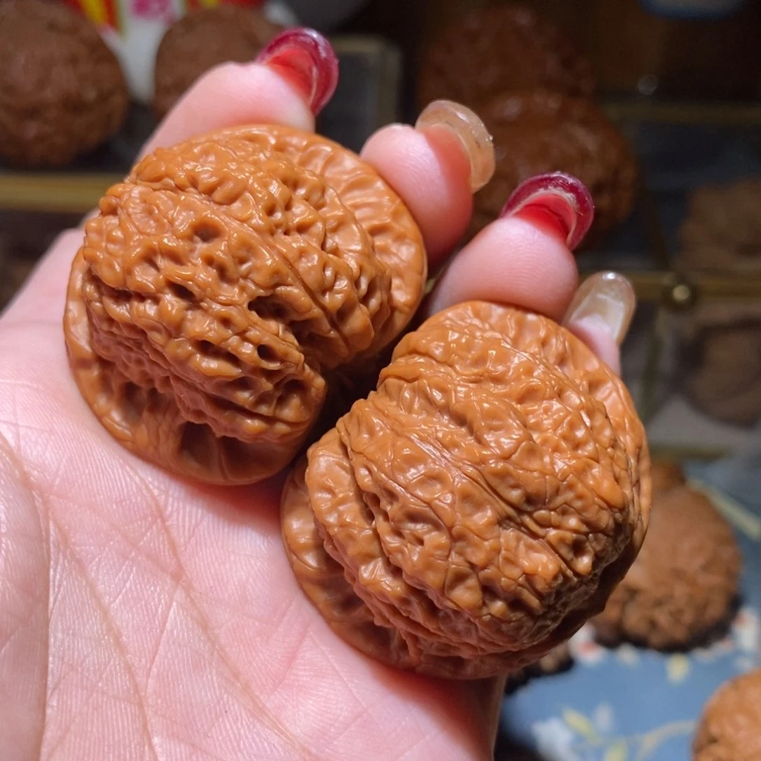 文玩核桃吊坠宫*39血麒麟