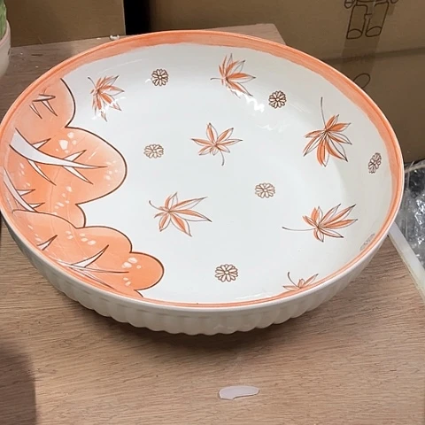 微瑕，不能明火，口径30高度7枫叶