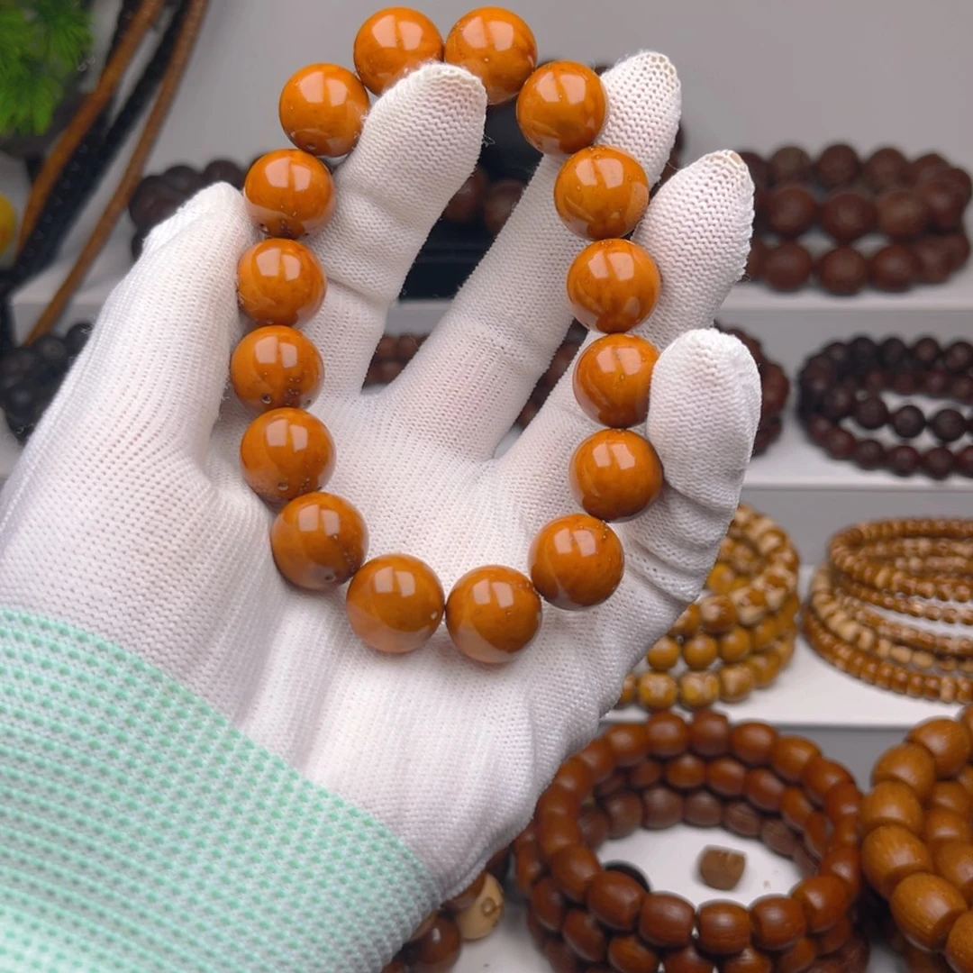 手串紫金鼠A****?紫金鼠光珠14