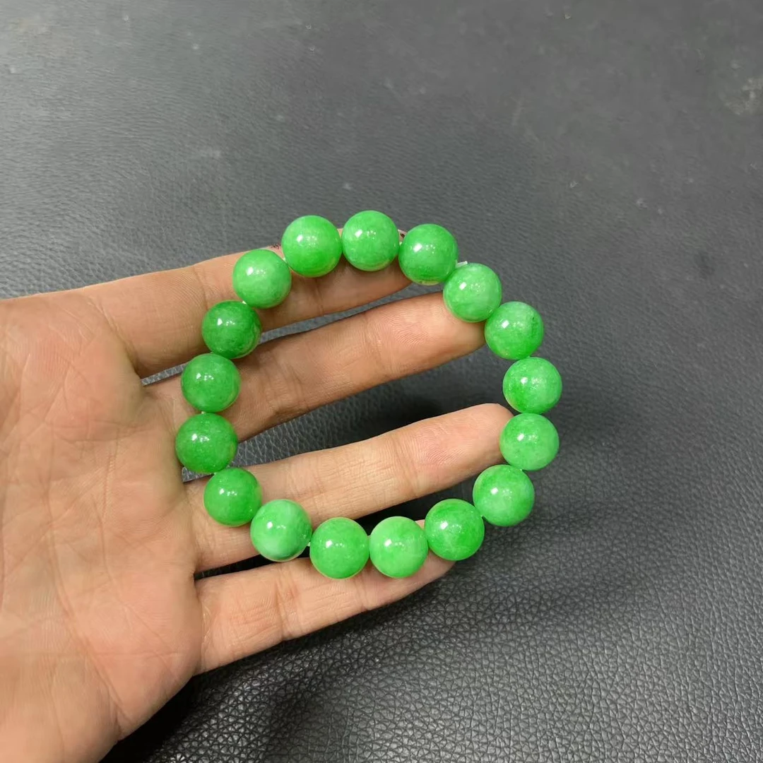 天然独龙玉阳绿手串 Y021—多样性发