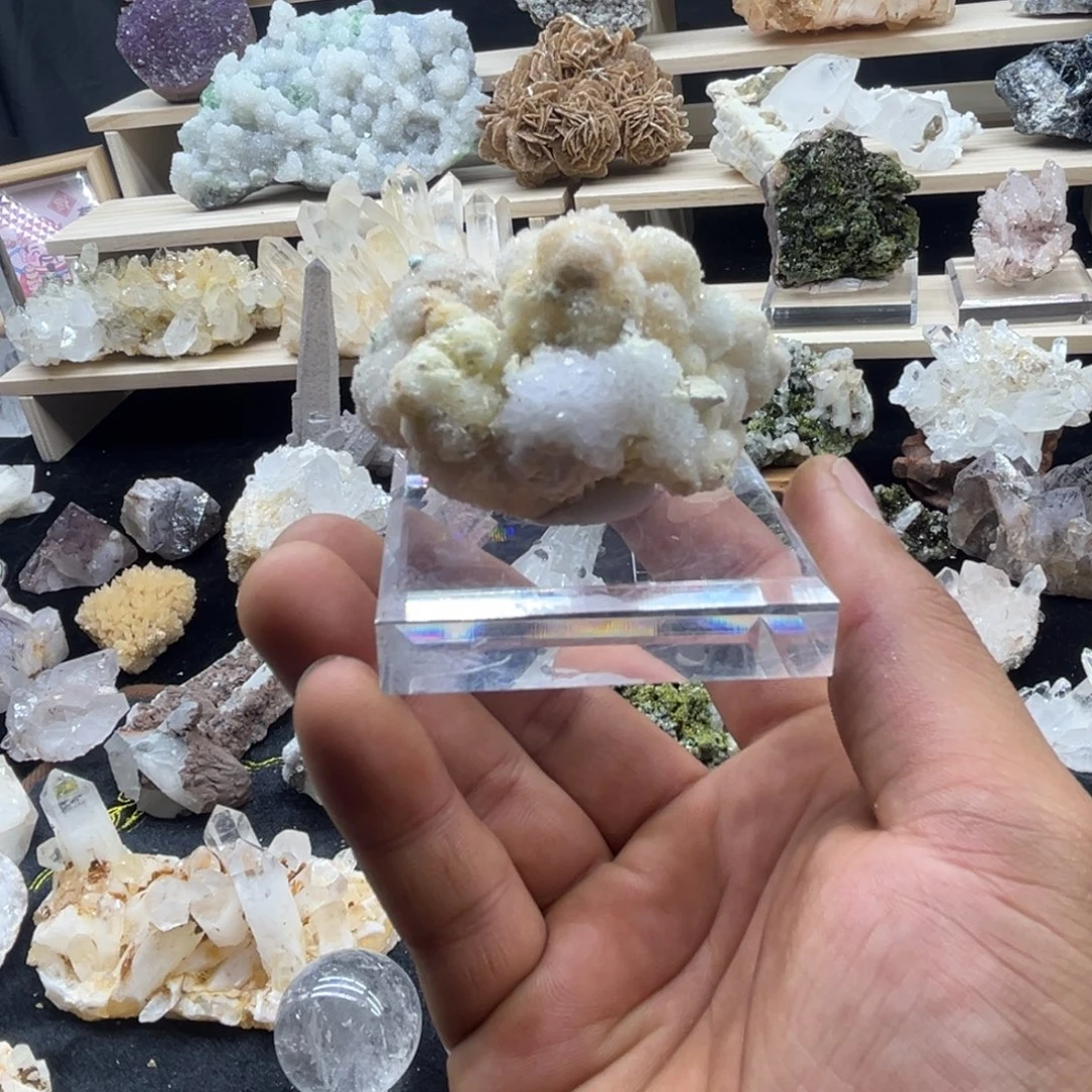 未镶嵌水晶珠宝半成品