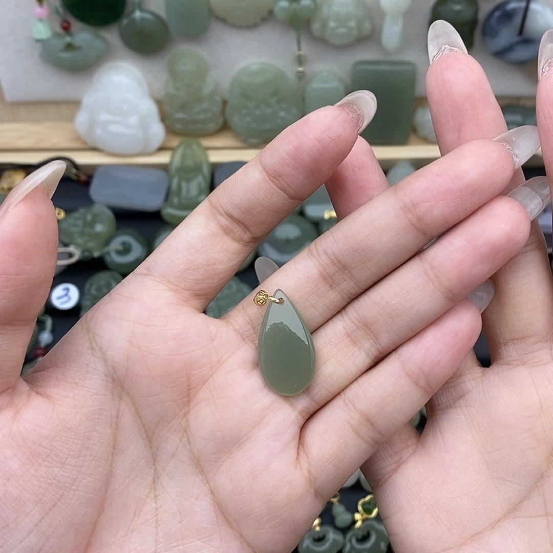 和田玉18K金镶嵌吊坠(不含链)