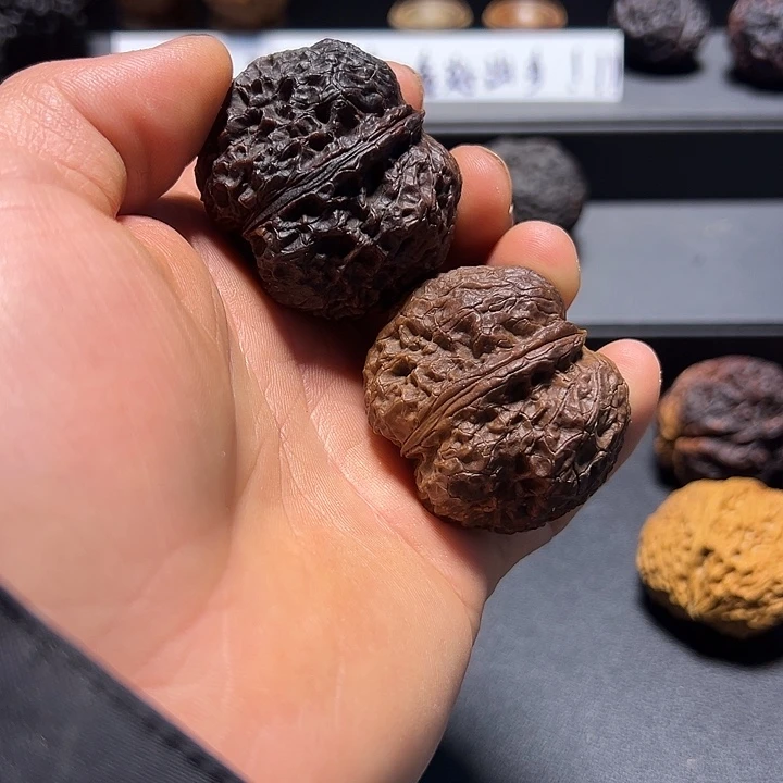 文玩核桃把件B元宝44mm