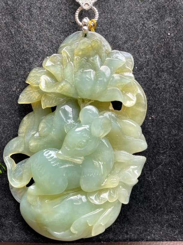 天然岫玉深坑老料玉石王花玉手工雕刻 老鼠钱袋女款精美时尚