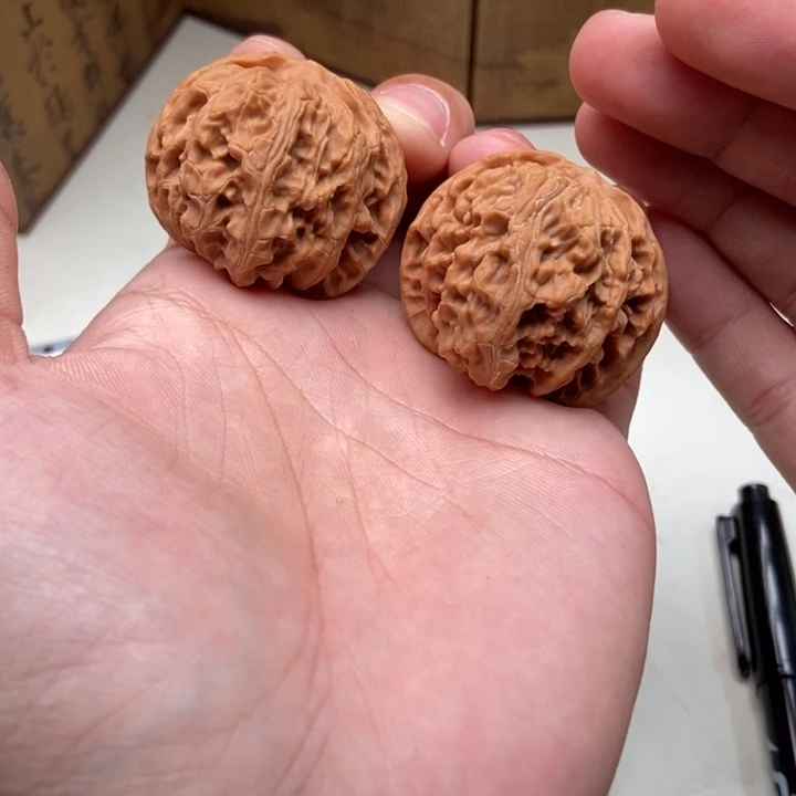 吊坠文玩核桃苹果园