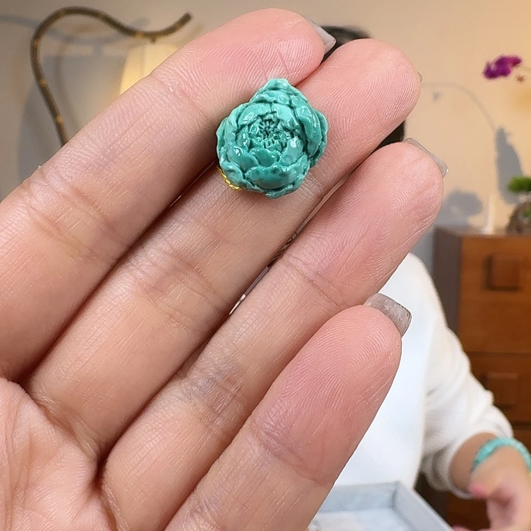 绿松石未镶嵌挂件