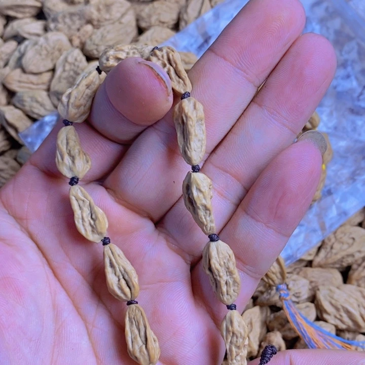 爱***婆吊坠文玩核桃文玩木质核桃手串